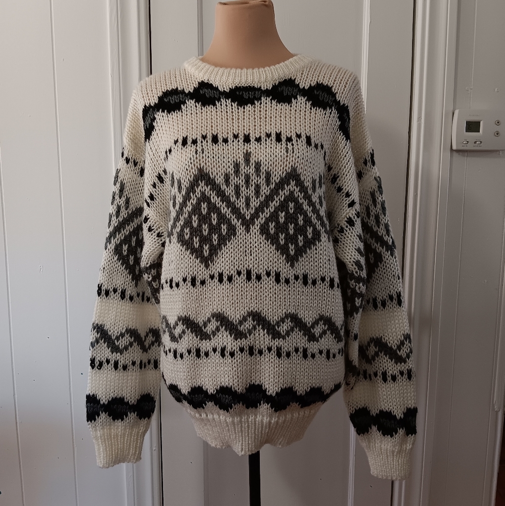 Vintage Club International Knit Sweater Women's Size Small